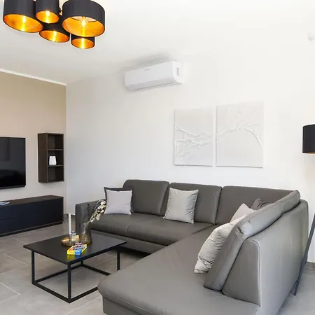 Amelija Yourcroatiaholiday * Drenje (Istria)