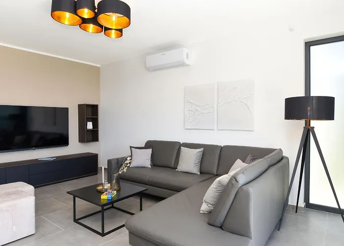 Amelija Yourcroatiaholiday * Drenje (Istria)